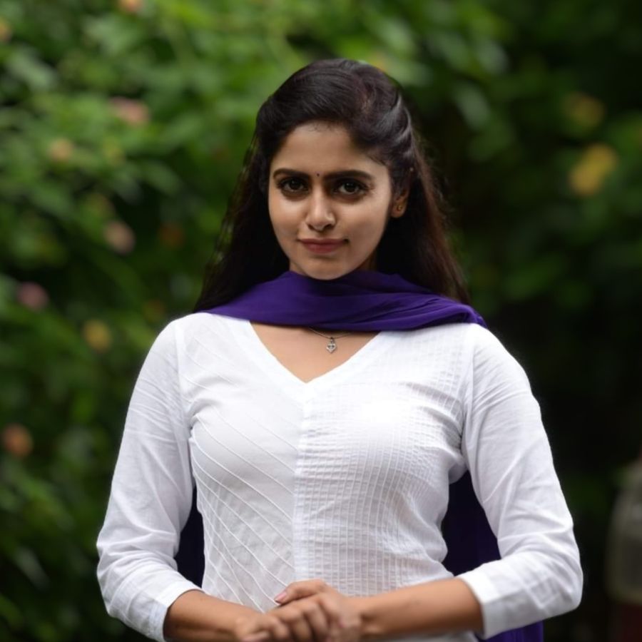 | Actress | Model | Dancer | Performer | Tollywood | Sandalwood | Versatile | Lead Role |