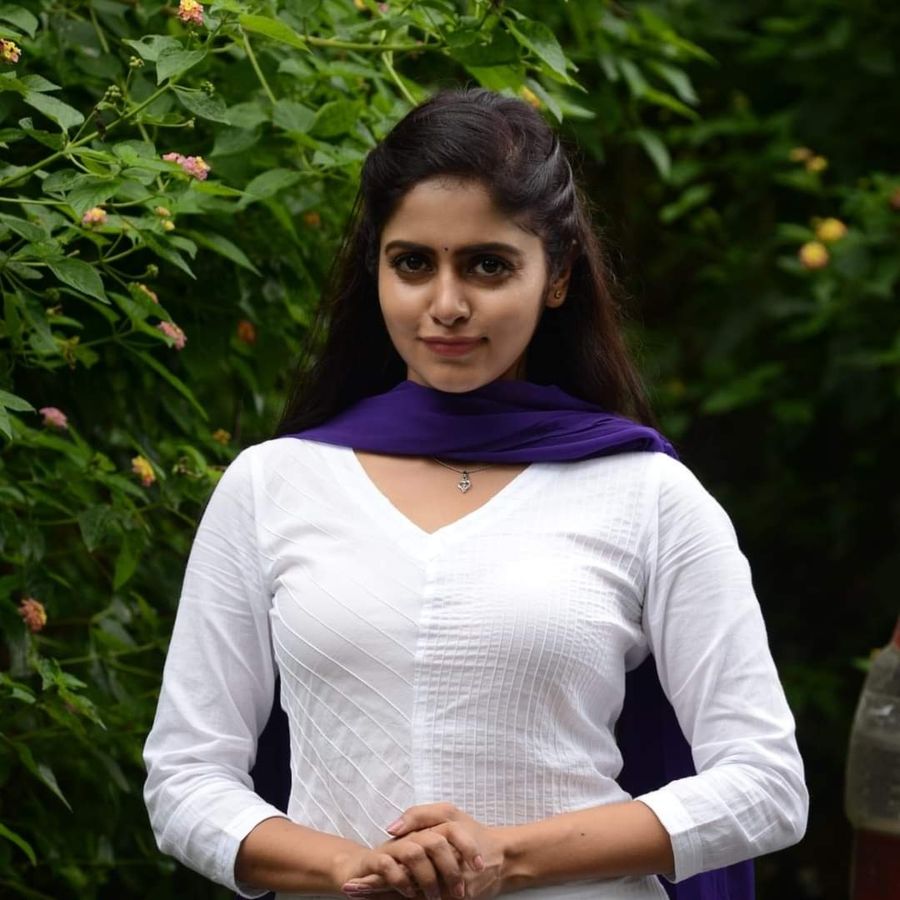 | Actress | Model | Dancer | Performer | Tollywood | Sandalwood | Versatile | Lead Role |